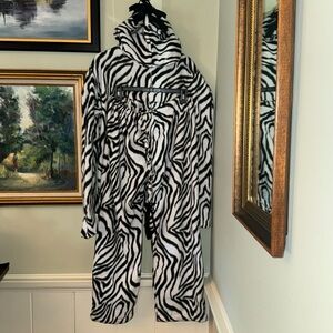 Women’s Zebra Adult 2PC ZEBRA animal zoo costume handmade Halloween Small Medium